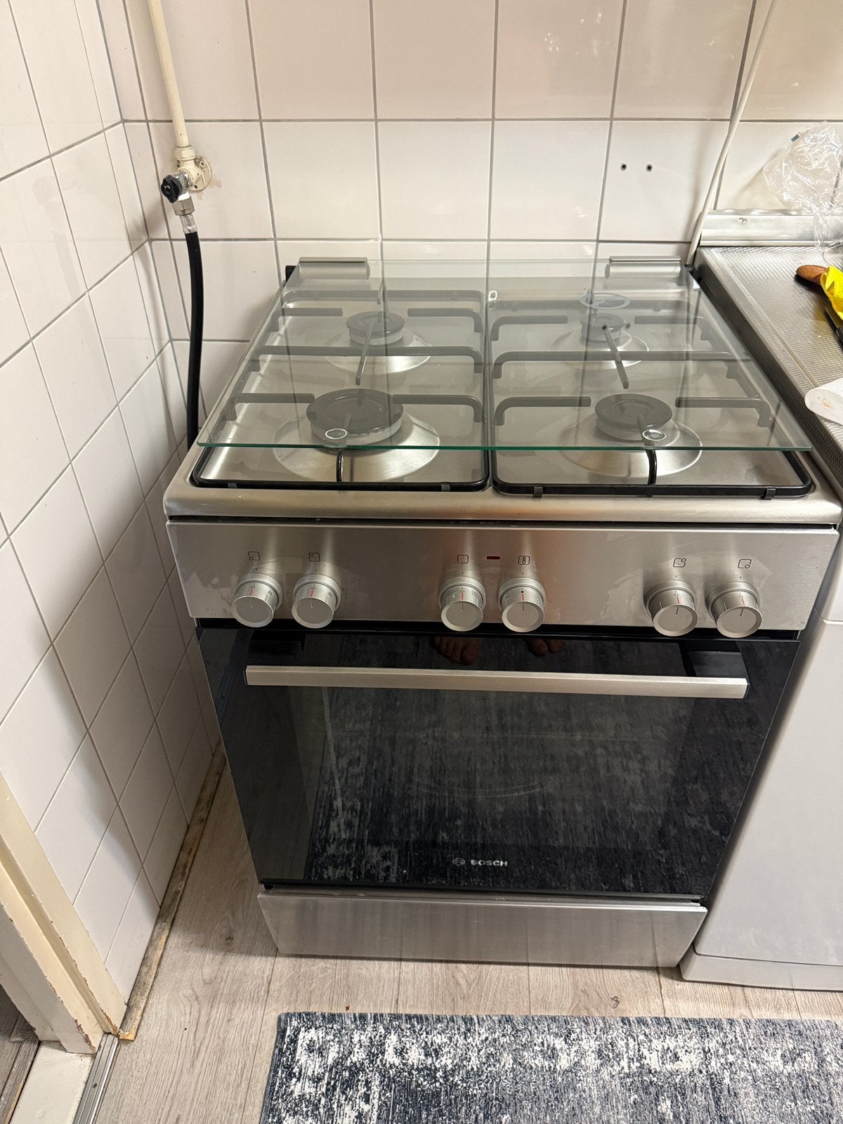 Bosch oven, Ophalen, 4 kookzones, Zo goed als nieuw, Gas