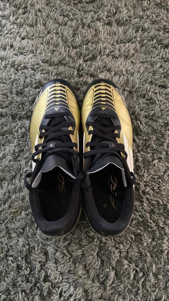 Mooie voetbalschoenen F50 maat 38,5, Maat XS of kleiner, Schoenen, Nieuw, Ophalen of Verzenden