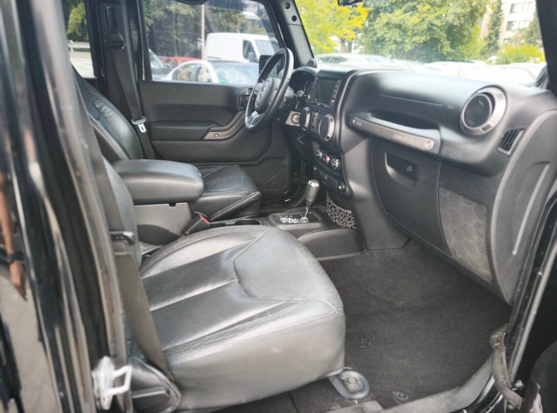 ‼️GERESERVEERD JEEP WRANGLER JK 3.6 V6 284PK SAHARA BJ2014‼️, Automaat, Zwart, 2000 kg, Zwart