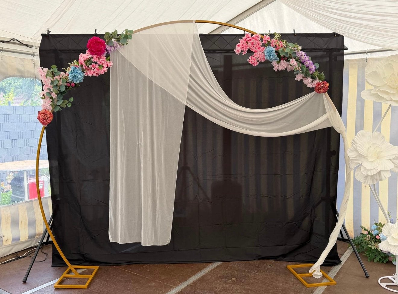 Gouden boog / backdrop, Ophalen of Verzenden, Zo goed als nieuw, Geboorte of Huwelijk
