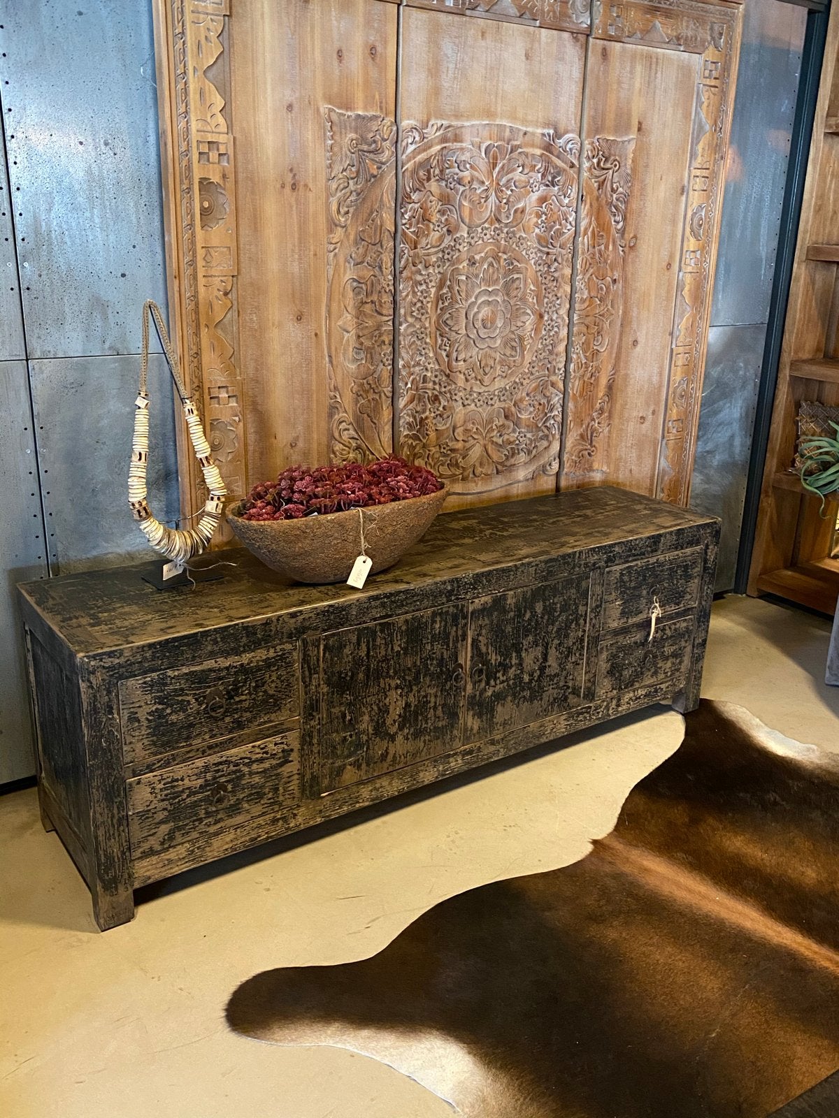 Zwart Houten Dressoir met Patina, Ophalen, Zo goed als nieuw, 25 tot 50 cm, Minder dan 100 cm