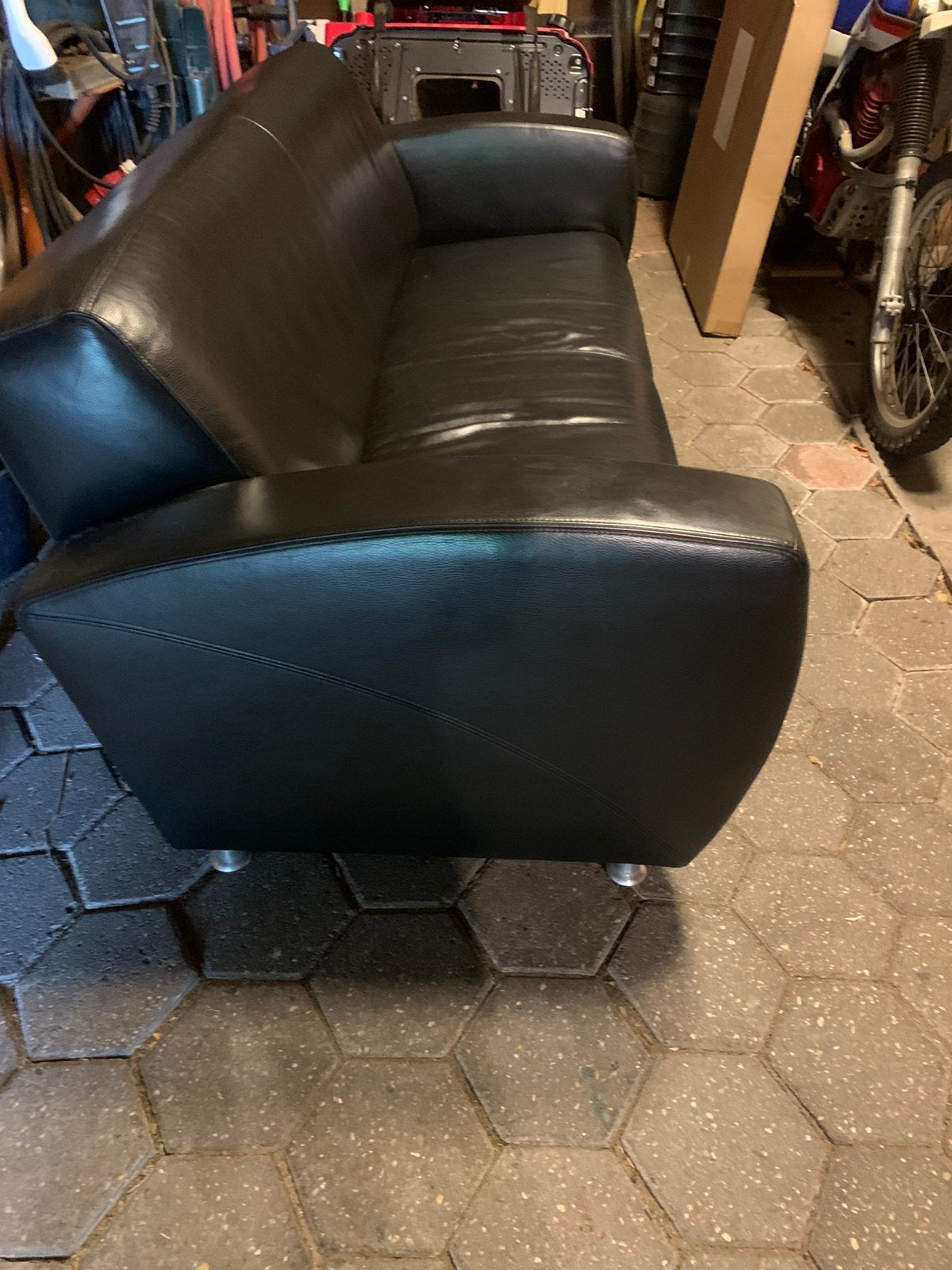 Zwart leren  bank 2  1/2 zits, Ophalen, Gebruikt, Tweepersoons, 75 tot 100 cm