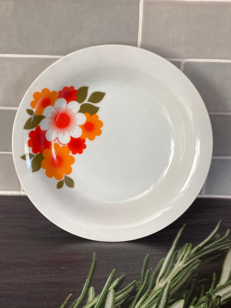 Vintage diep bord Mitterteich (250624), Huis en Inrichting, Keuken | Servies, Gebruikt, Ophalen of Verzenden, Bord(en), Overige stijlen