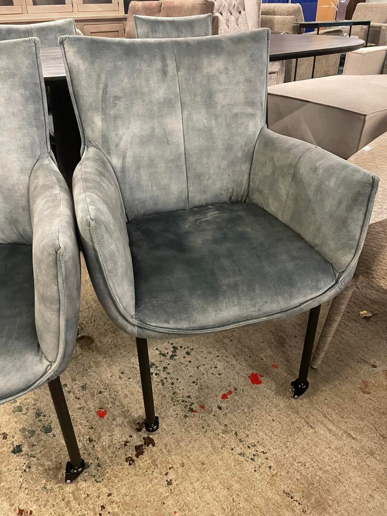 Nieuw blauw stoffen eetkamerstoelen op wieltjes, Ophalen, Blauw, ., Zo goed als nieuw