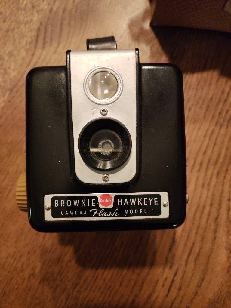 VINTAGE BOXCAMERA BROWNIE HAWKEY FLASH, Audio, Tv en Foto, Ophalen of Verzenden, Gebruikt, Compact, Overige Merken