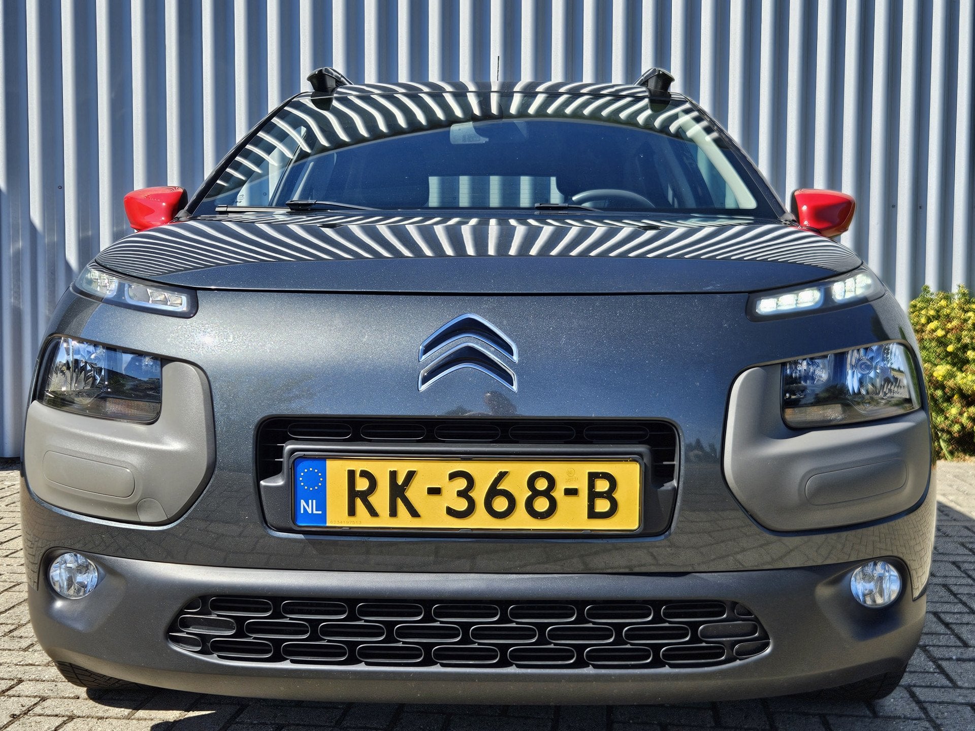 Citroën C4 Cactus 1.6 BlueHDi Shine / Dealer Onderhouden!, Auto's, Voorwielaandrijving, Dealer onderhouden, Euro 6, 96 €/maand