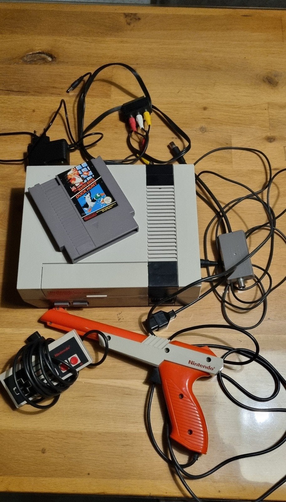 Nintendo NES Console met Controller, pistool en Game, Spelcomputers en Games, Ophalen of Verzenden, Gebruikt, Met 1 controller