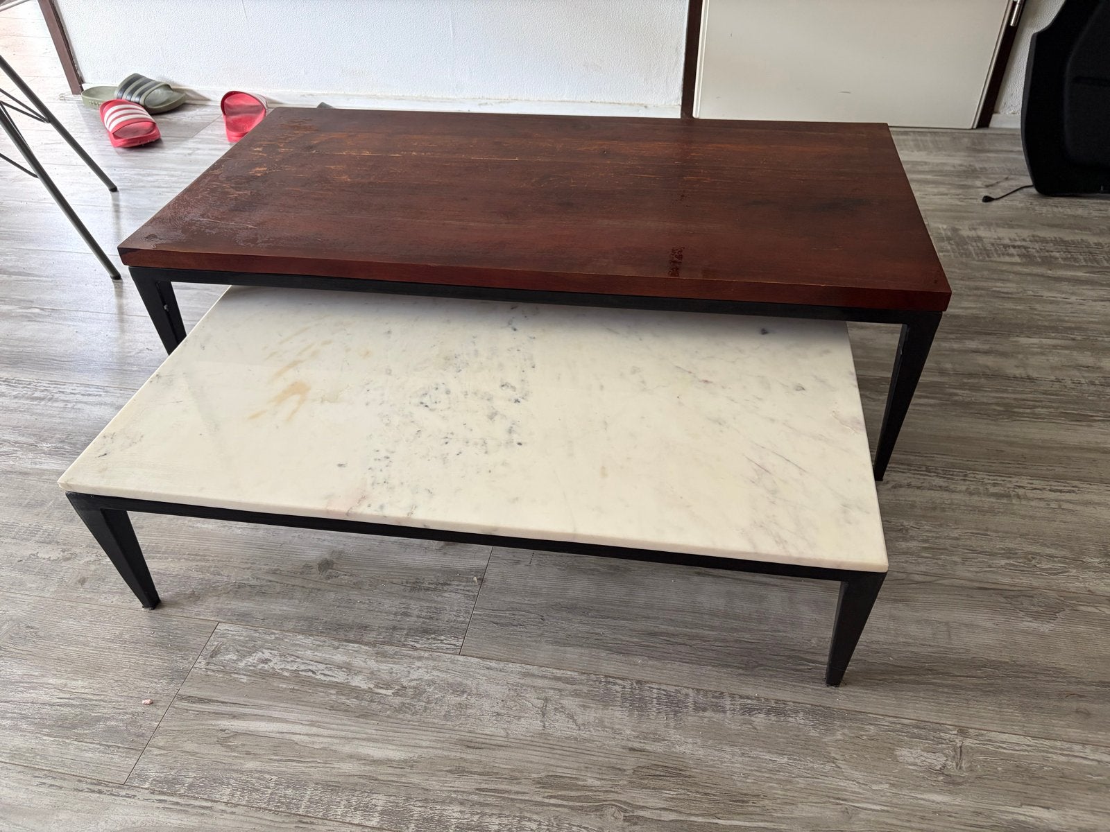Salontafel Duuk mango hout/wit marmer, Huis en Inrichting, Tafels | Salontafels, Ophalen, Gebruikt, 100 tot 150 cm, Rond