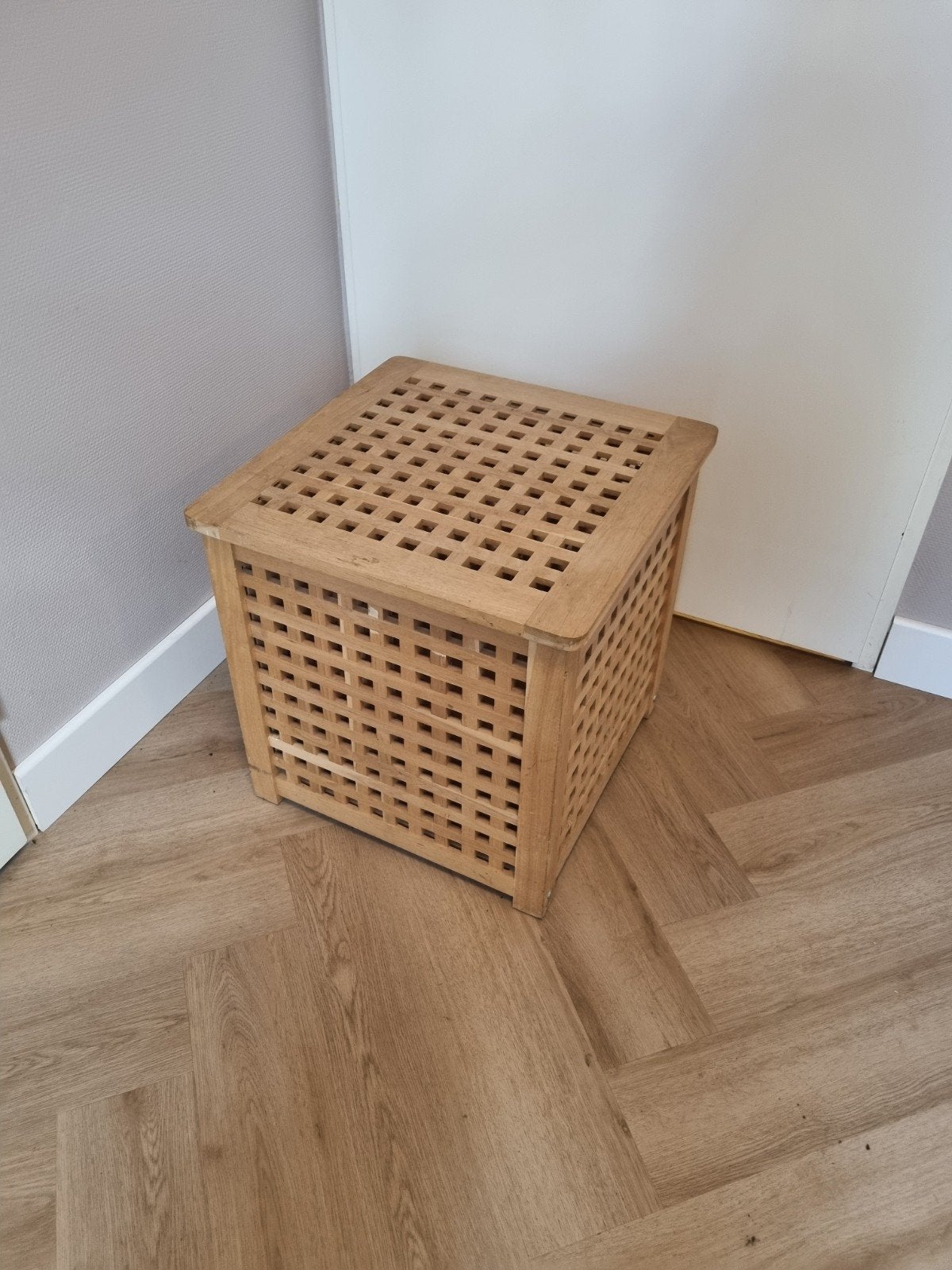 Ikea HOL acacia 50cm x 50cm tafel opbergkist, Ophalen