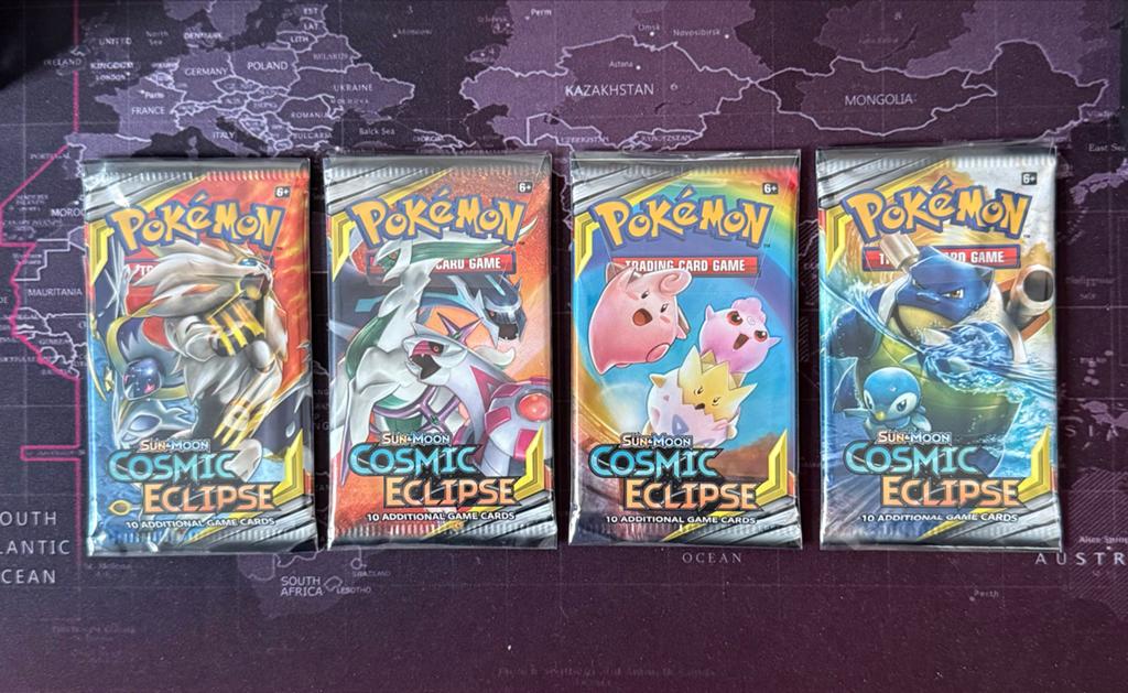 Pokémon Cosmic Eclipse Art Set Booster Packs - 4 stuks, Ophalen of Verzenden, Nieuw, Booster