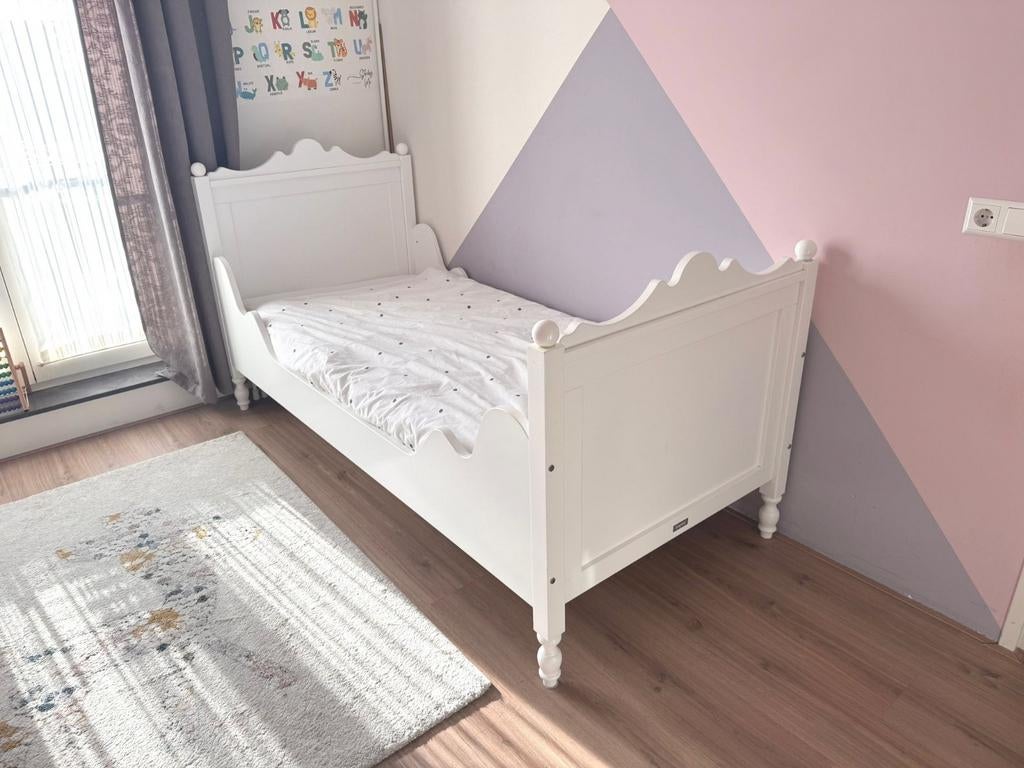 Bobita Bella 90*200 Wit bed, Kinderen en Baby's, Kinderkamer | Bedden, 85 tot 100 cm, Zo goed als nieuw, 180 cm of meer, Ophalen