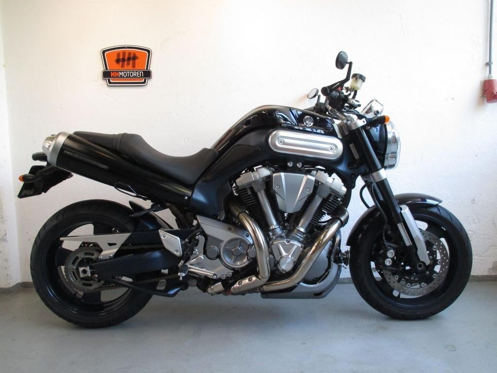 YAMAHA MT 01 (bj 2005), 2 cilinders, 1670 cc, Motorrijbewijs A, Bedrijf