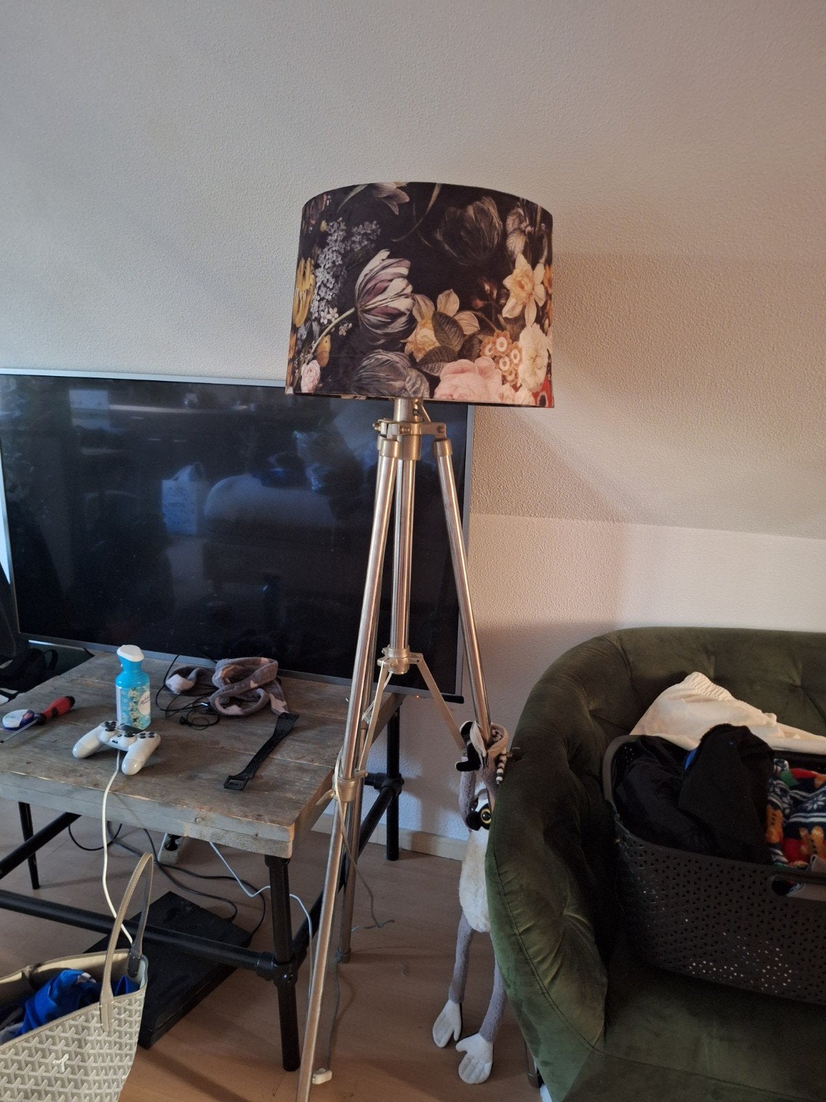 Velvet Vloerlamp met Bloemenkap - Zo goed als nieuw, Ophalen, Modern, Bloemenprint, Decoratief, Metaal, E27 (groot)
