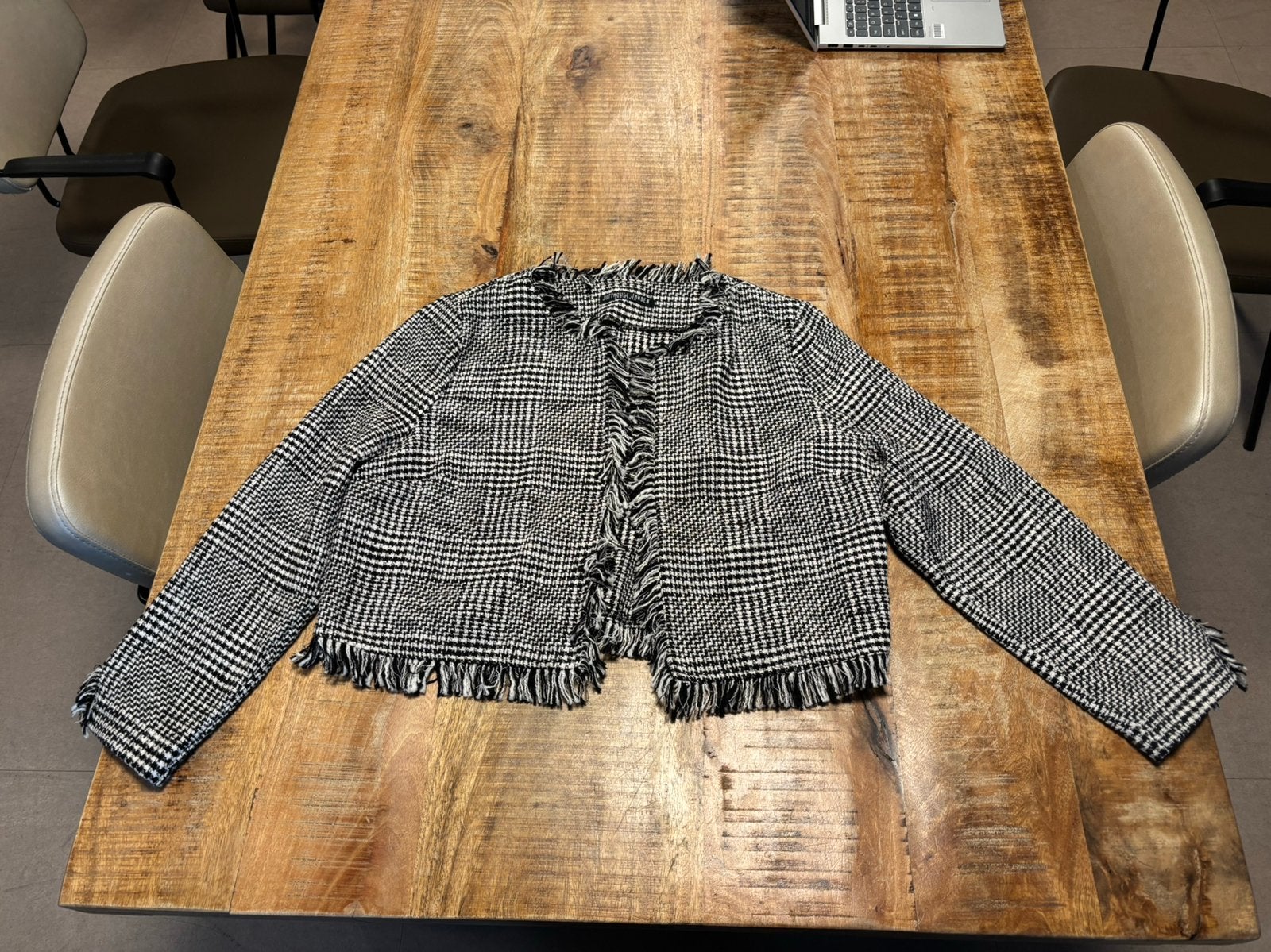 Bolero juffrouw Jansen Amsterdam maat S-M, Kleding | Dames, Ophalen of Verzenden, Zo goed als nieuw, Zwart