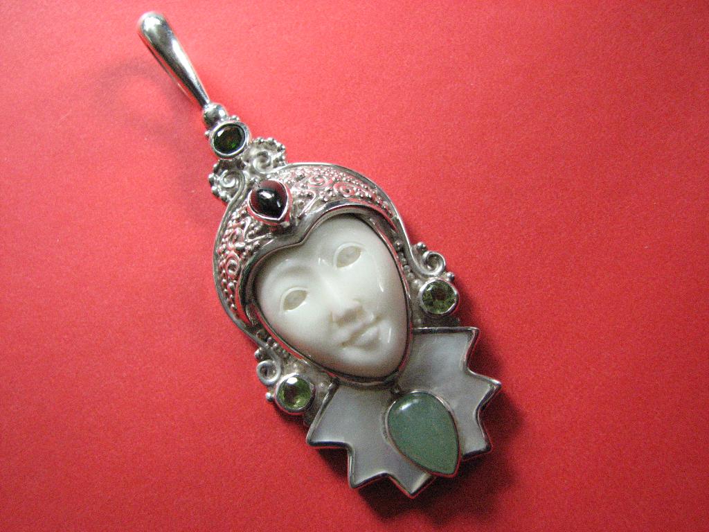 Prachtige Zilveren Hanger met Peridot en andere stenen, Verzenden, Zilver, Hanger, Met edelsteen