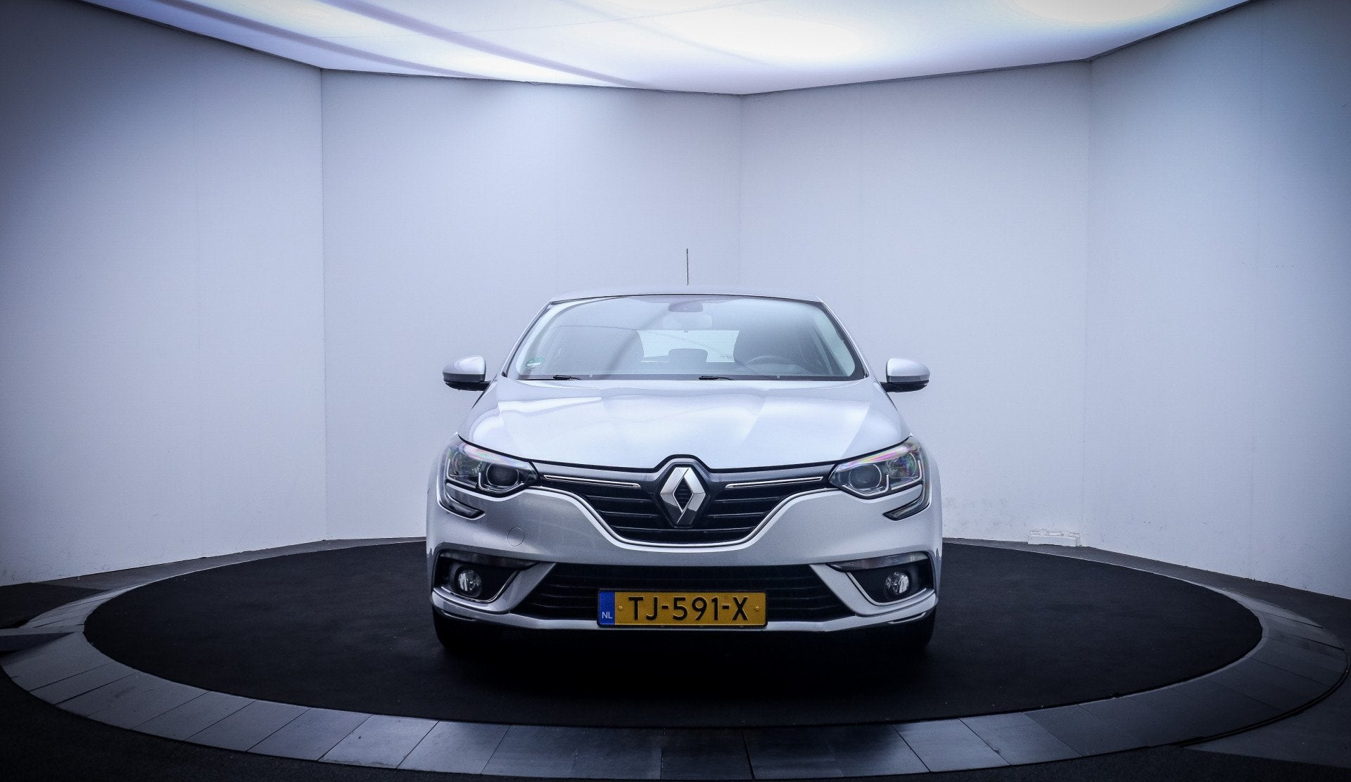 Renault Mégane 1.3 TCe ZEN NAVI | CLIMA | CRUISE | BLUETOOT, Voorwielaandrijving, Stof, Gebruikt, 4 cilinders