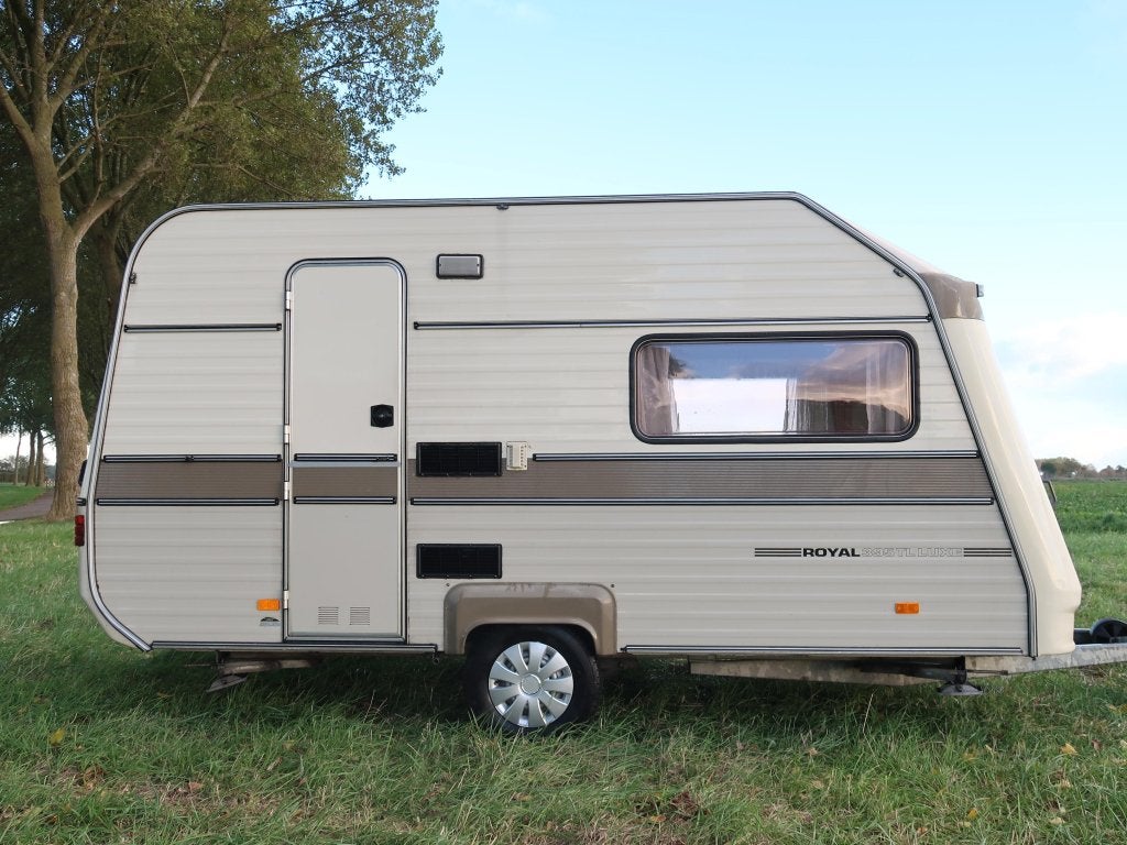Avento Royal 395 TL / Dorema voortent, Caravans en Kamperen, Reservewiel, Standaardzit, Bedrijf, Lengtebed