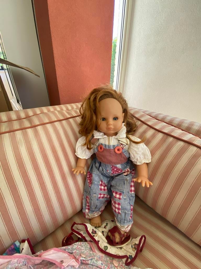 Pop speelpop kinderspeelpop met kleertjes, Ophalen of Verzenden, Pop