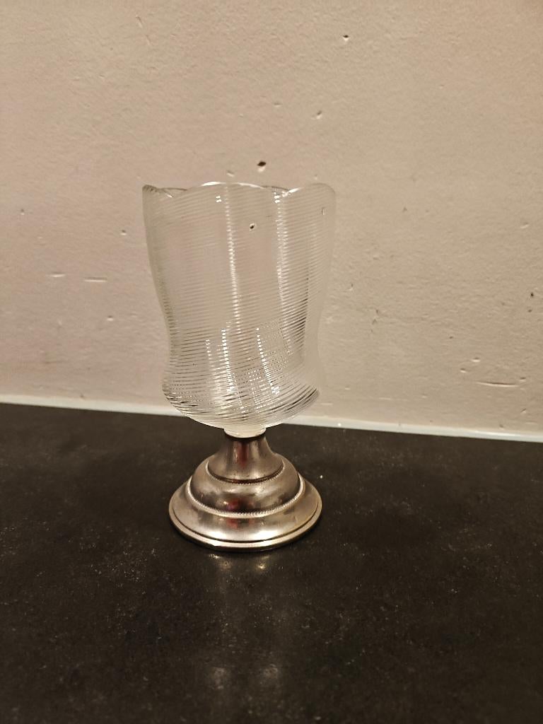 Fries draadglas met nikkelen voet, Ophalen of Verzenden