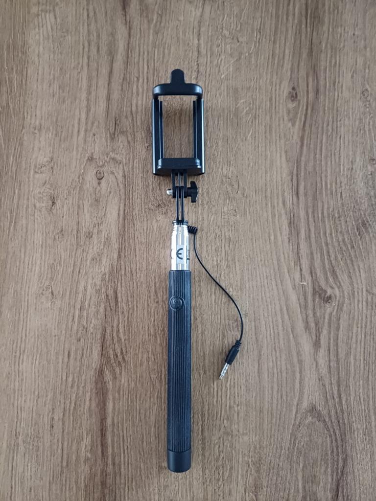 Selfiestick met kabel - Handige monopod voor je smartphone, Ophalen of Verzenden, Zo goed als nieuw, Minder dan 150 cm, Overige typen
