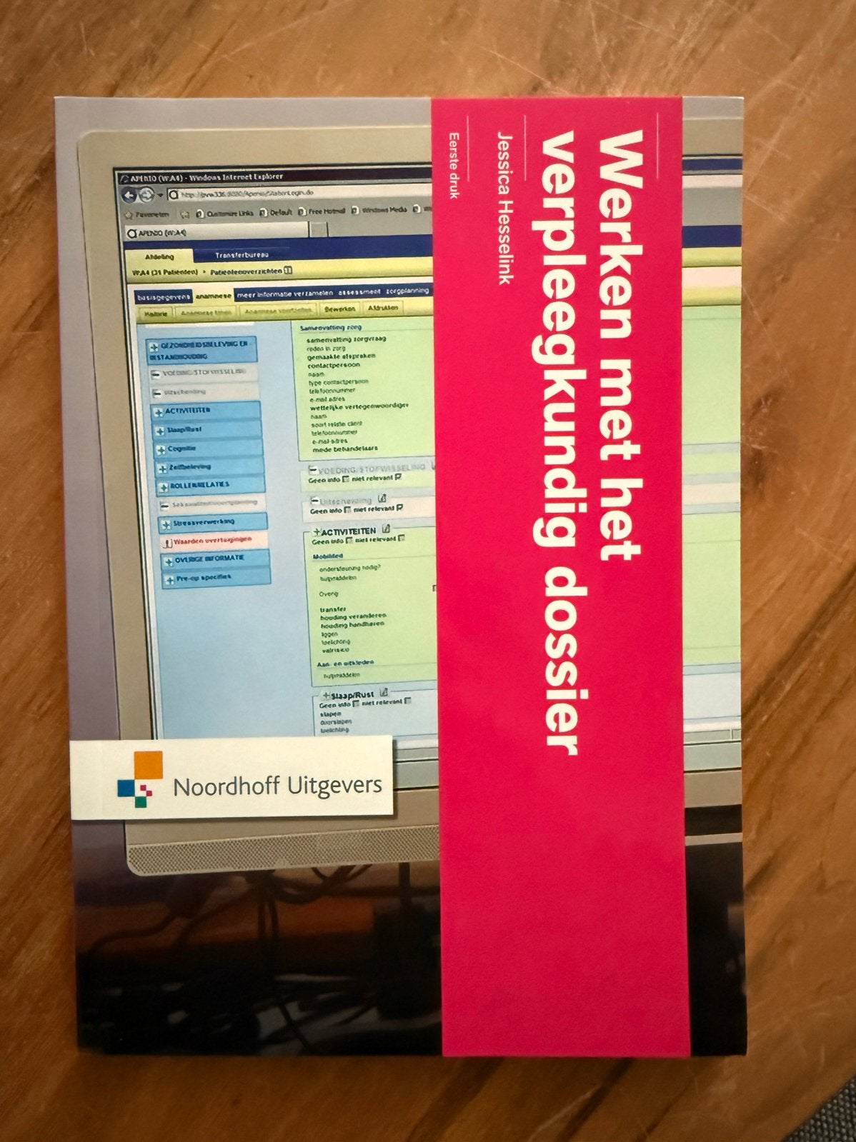 Werken met het verpleegkundig dossier - Jessica Hesselink, Boeken, Studieboeken en Cursussen, Ophalen of Verzenden, Gamma, Zo goed als nieuw