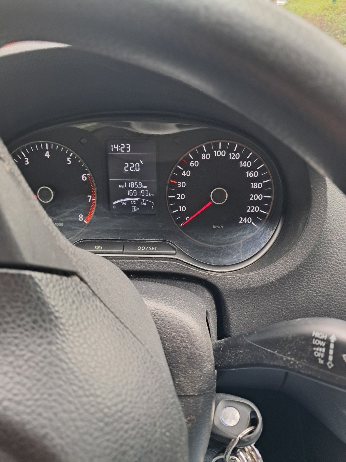 Foto 9 van Volkswagen Polo 1.2 uit 2012 Zwart, 169.193 KM, Airco