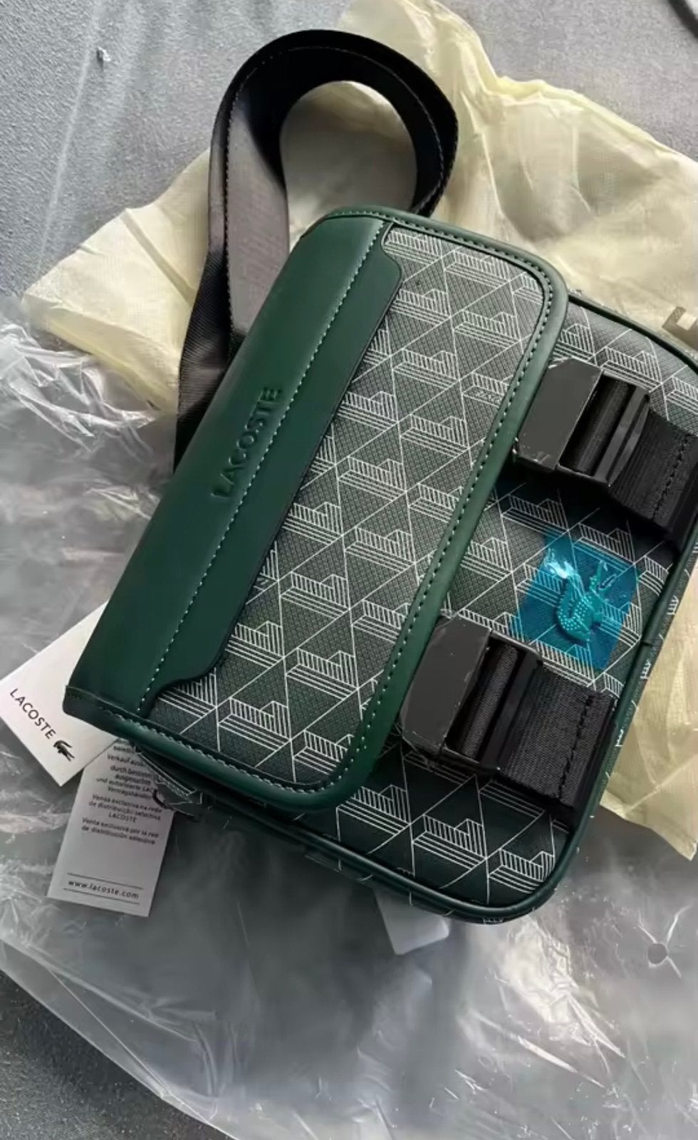 Lacoste tas, Ophalen of Verzenden, Zo goed als nieuw