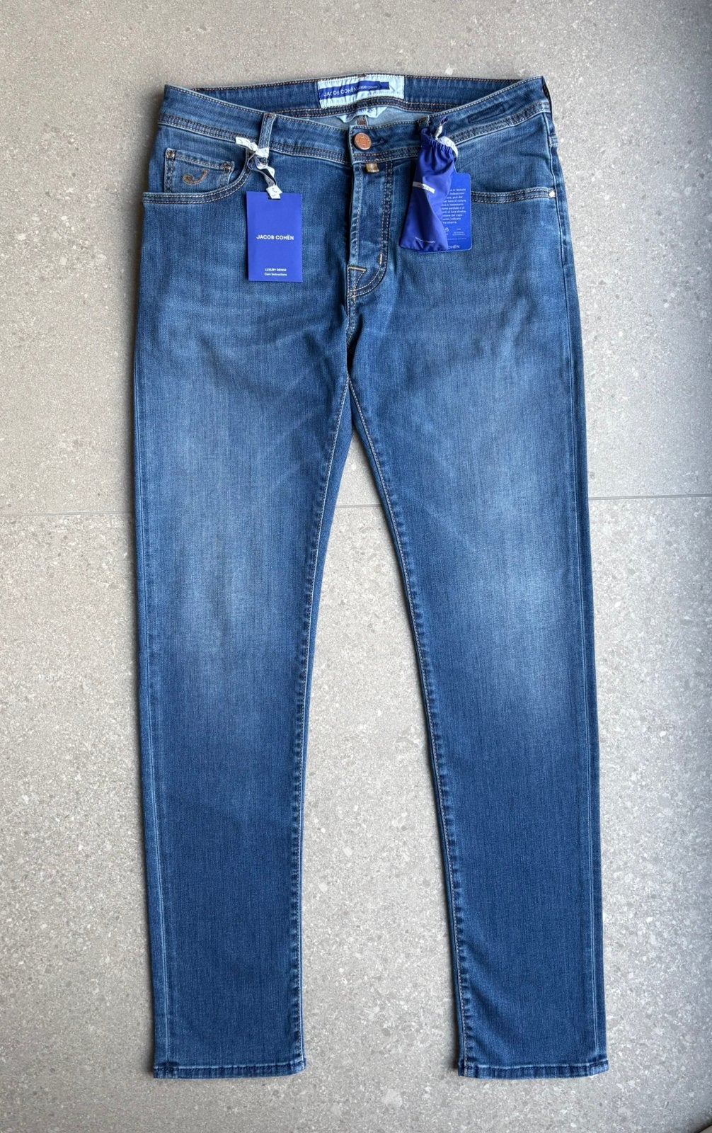 Nieuw! Jacob Cohen Nick Slim 34 jeans midblauw 2026, Kleding | Heren, Ophalen of Verzenden, Nieuw, Blauw, W33 - W34 (confectie 48/50)