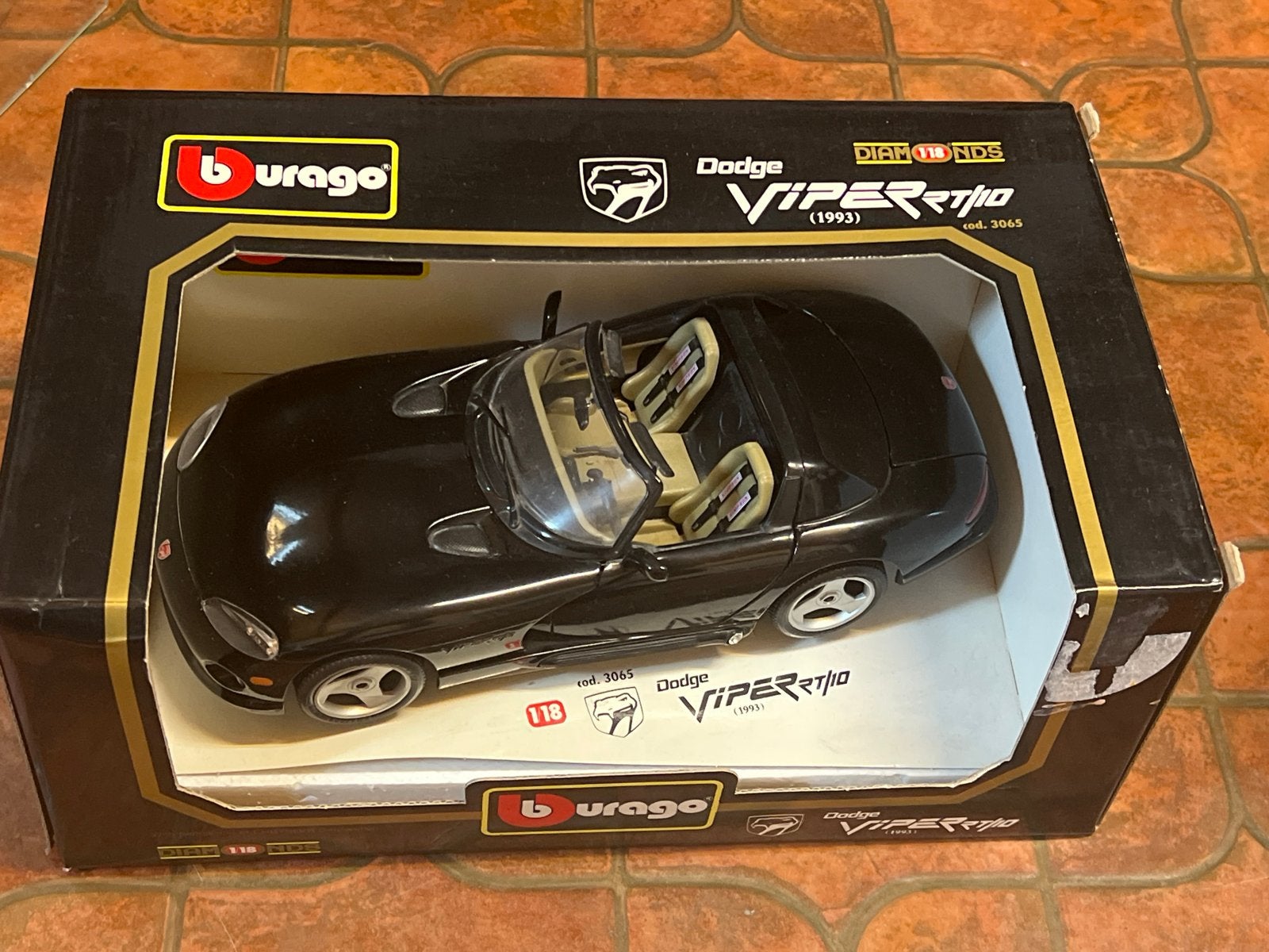 Burago Dodge Viper RT/10 (1993) - Zwart schaalmodel 1:18, Hobby en Vrije tijd, Modelauto's | 1:18, Ophalen of Verzenden, Zo goed als nieuw