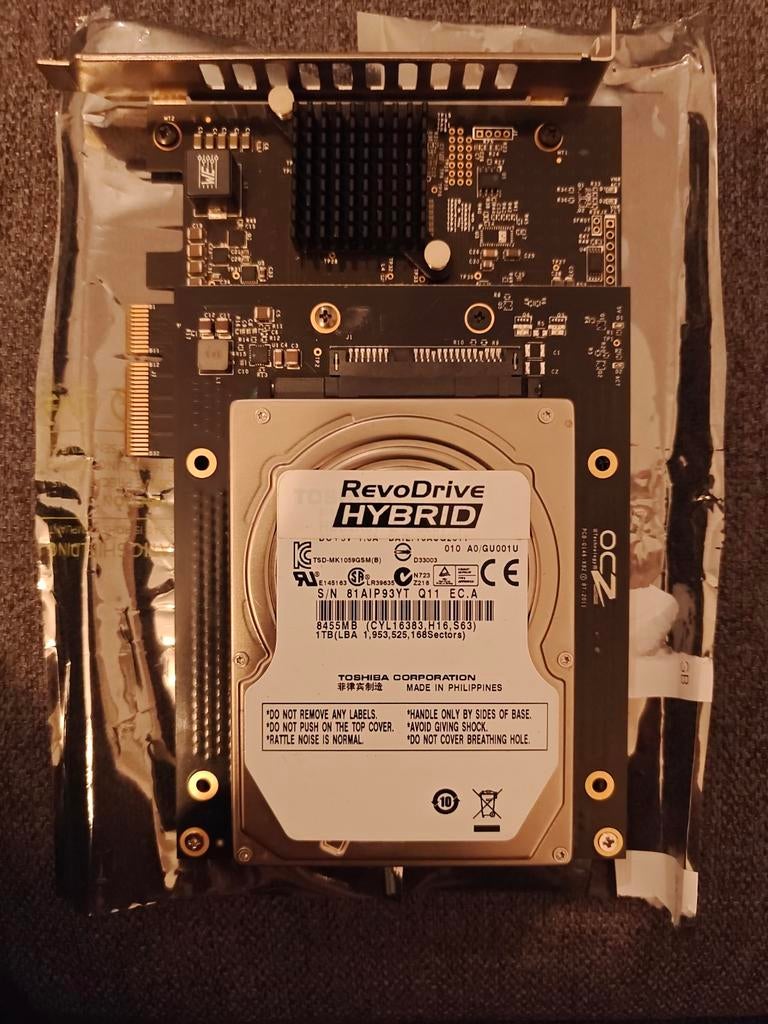 OCZ RevoDrive Hybrid 1TB HDD + 100GB SSD PCIe Desktop, Computers en Software, Harde schijven, Intern, Gebruikt, 1TB HDD + 100GB SSD Cache Geheugen