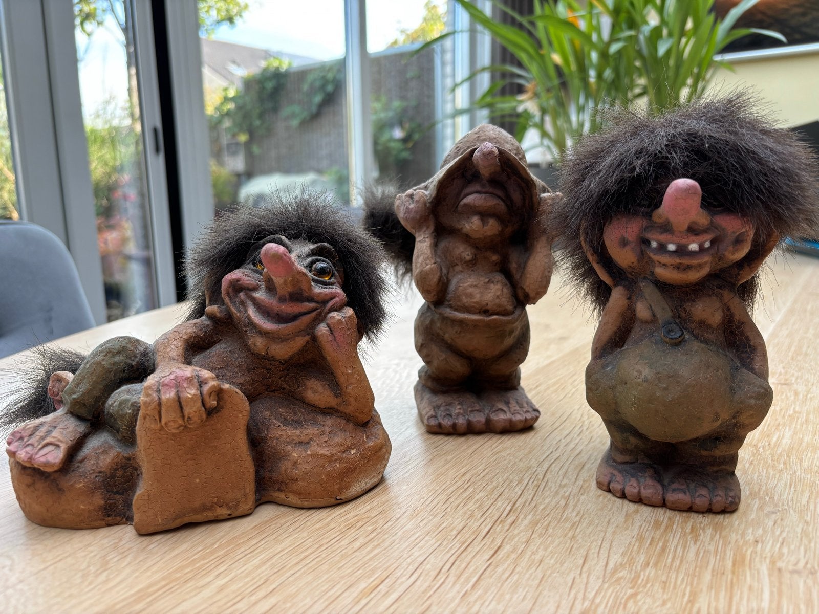 Set van 3 Noorse Trollen Beeldjes met Harig Haar, Ophalen of Verzenden, Gebruikt, Fantasy