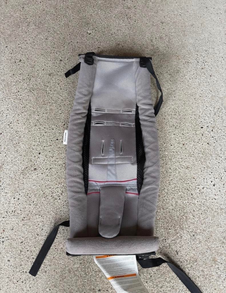 Thule infant sling, Fietsen en Brommers, Fietsaccessoires | Aanhangers en Karren, Opvouwbaar, Ophalen of Verzenden, Zo goed als nieuw