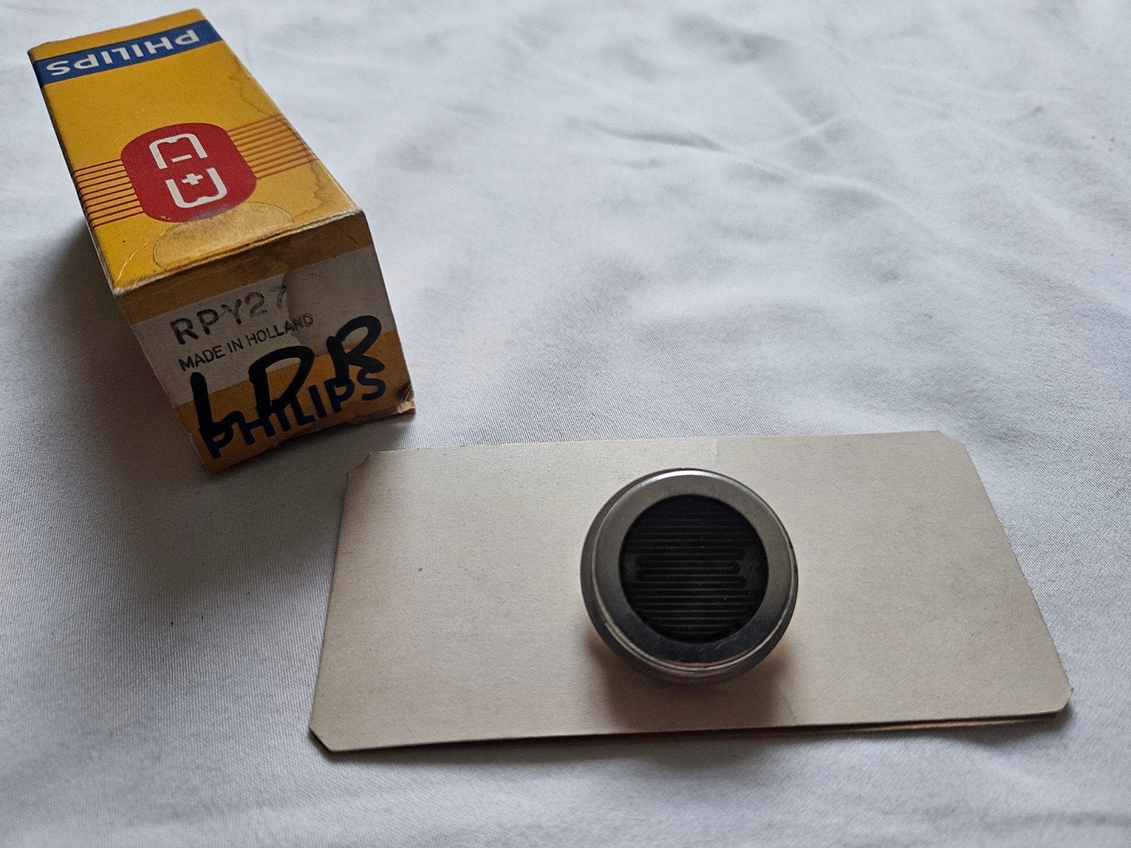 Philips RPY 27 Cadmium Sulfide Fotoweerstand (LDR), Ophalen of Verzenden
