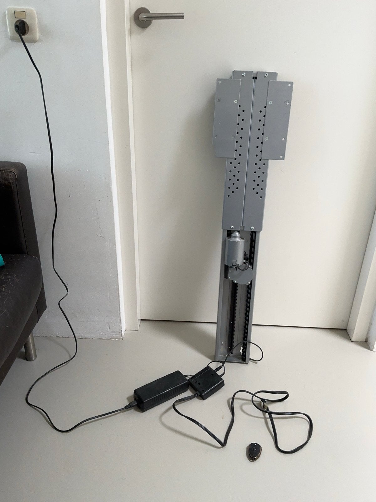 Venset TV Lift TS460B 7SXX1 met afstandsbediening, Ophalen, Gebruikt