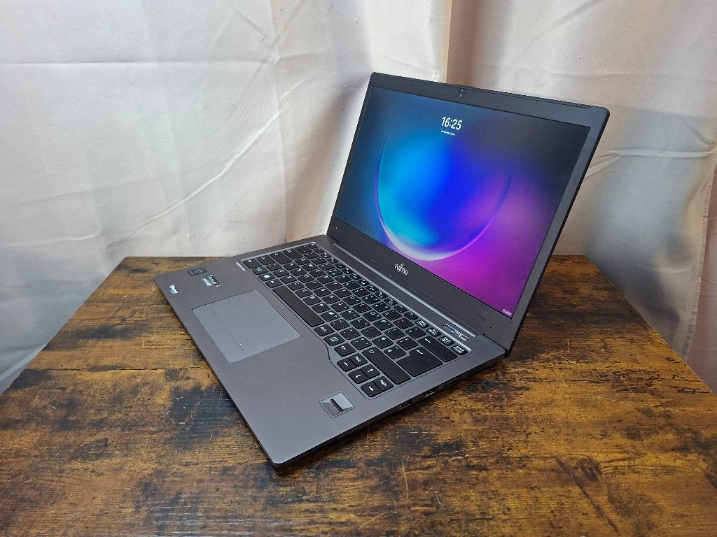 Laptop | Fujitsu Lifebook | Core i5 | 10GB | 256GB | Win11, Computers en Software, Windows Laptops, 256 GB, Van Wijngaardenstraat 9, 1701CC Heerhugowaard