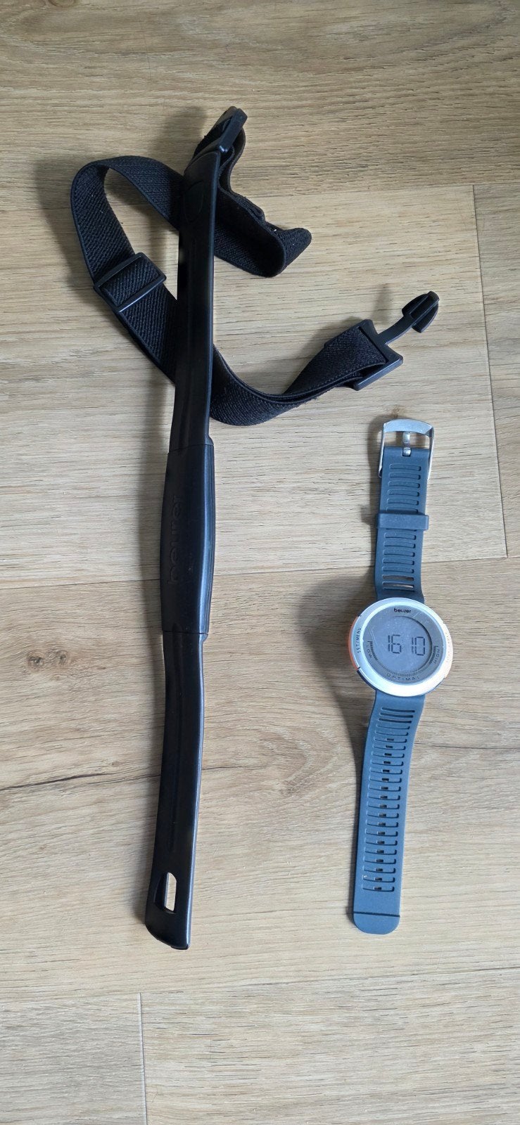 Beurer sporthorloge met hartslagmeter en timer, Gebruikt, Hartslag, Ophalen of Verzenden, Waterdicht