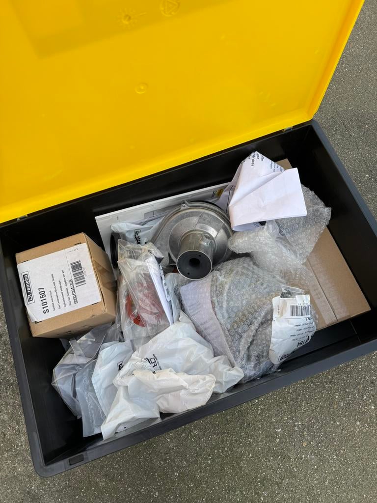 onderhoudskoffer remeha calenta en 2 tzerra ace, Geiser, Ophalen of Verzenden, Zo goed als nieuw, Minder dan 20 liter