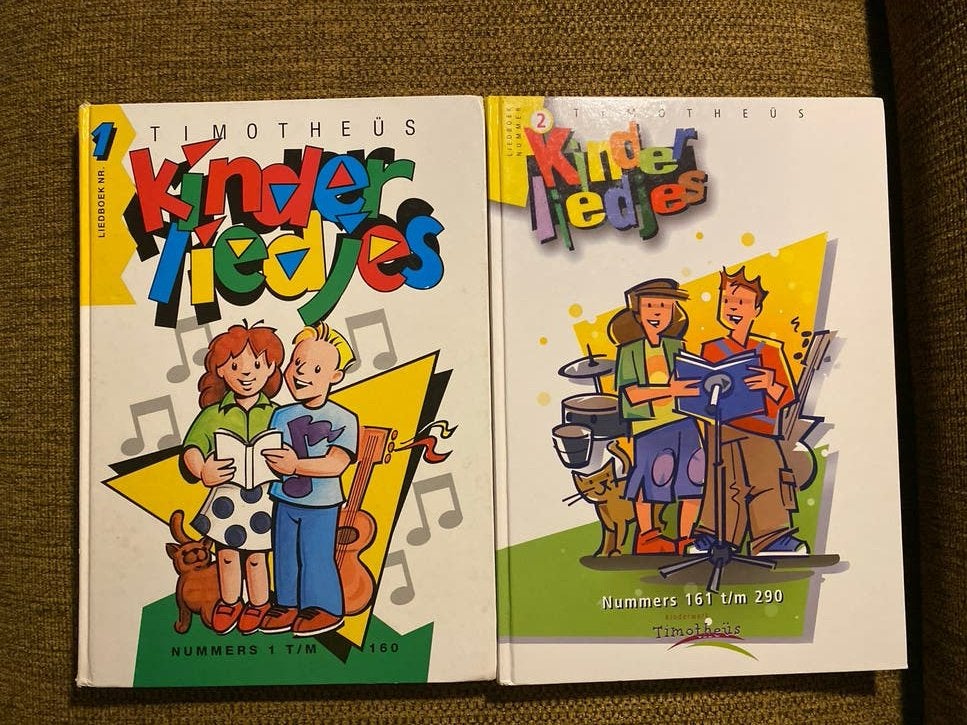 Timotheüs Kinderliedjes Liedboek 1 & 2, Ophalen of Verzenden, Gelezen