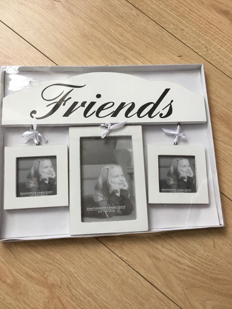 Nieuwe fotolijst 'Friends' met drie fotokaders, Ophalen, Nieuw