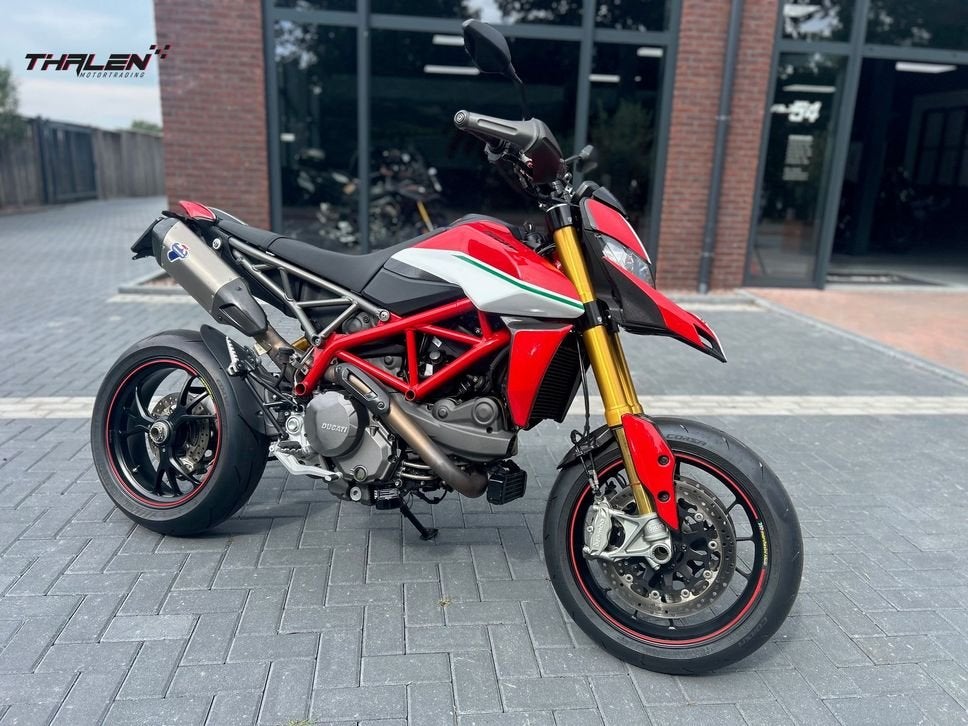 DUCATI HYPERMOTARD 950 SP (bj 2020) 24,900 km, DUCATI, 2 cilinders, Motorrijbewijs A, Bedrijf