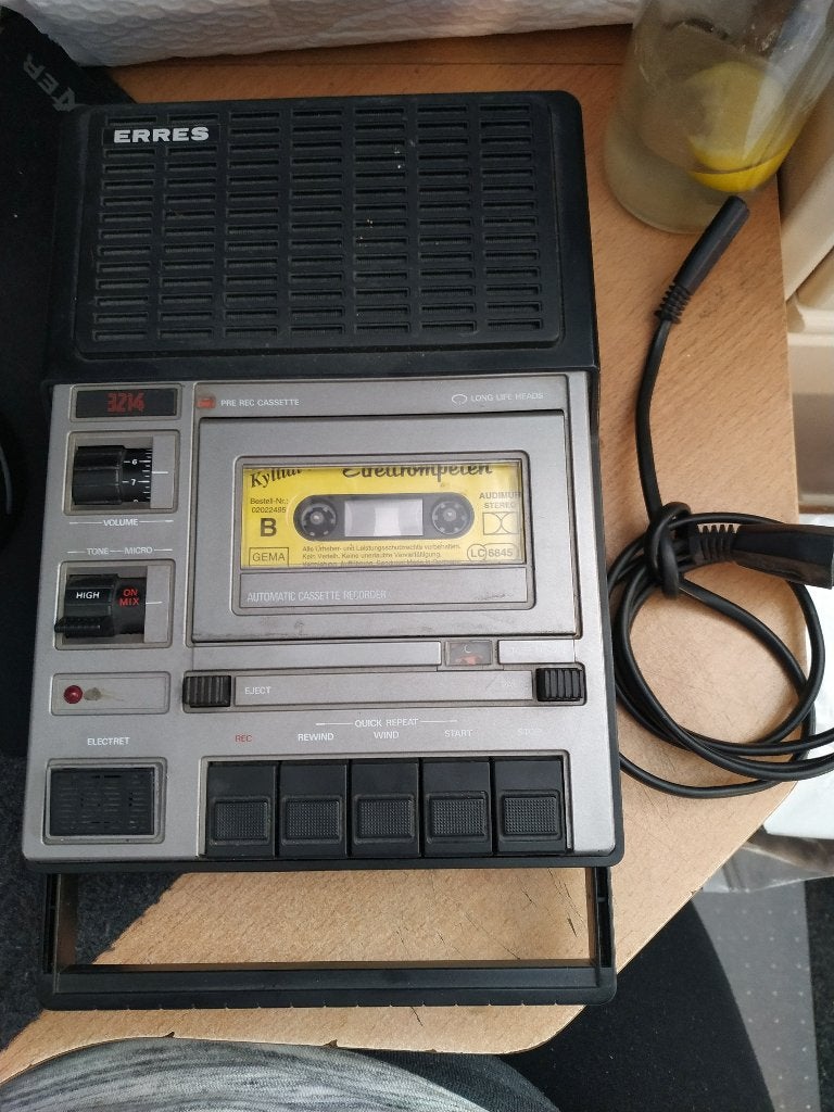 Erres 3214 Cassetterecorder, Audio, Tv en Foto, Cassettedecks, Ophalen of Verzenden, Enkel, Overige merken
