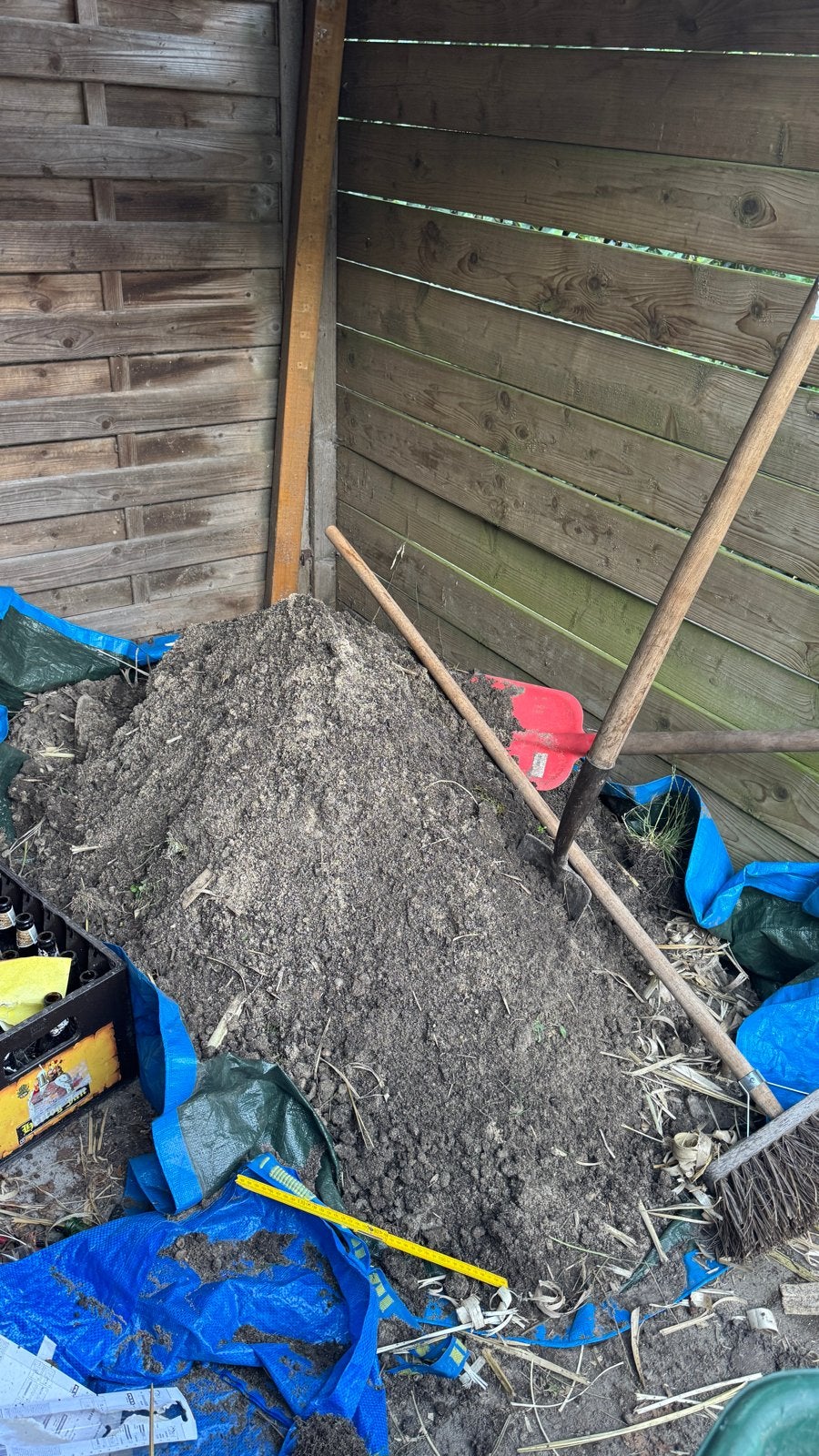 Gratis af te halen: grond / aarde (Amsterdam Noord), Ophalen, Tuinaarde