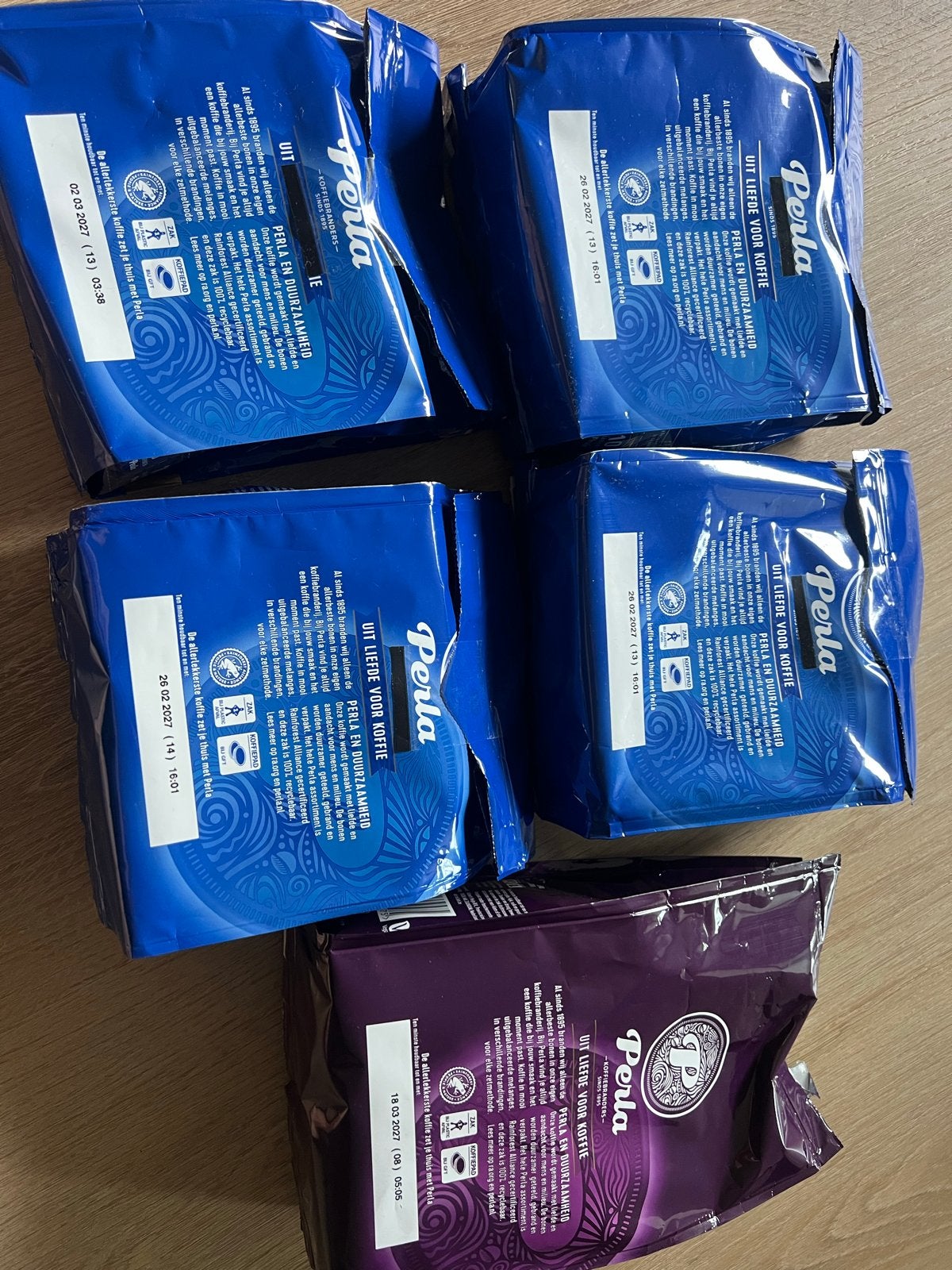 AH Perla Decaf en Dark roast koffiepads Albert Heijn, Ophalen, Nieuw, Overige modellen, Koffiepads en cups