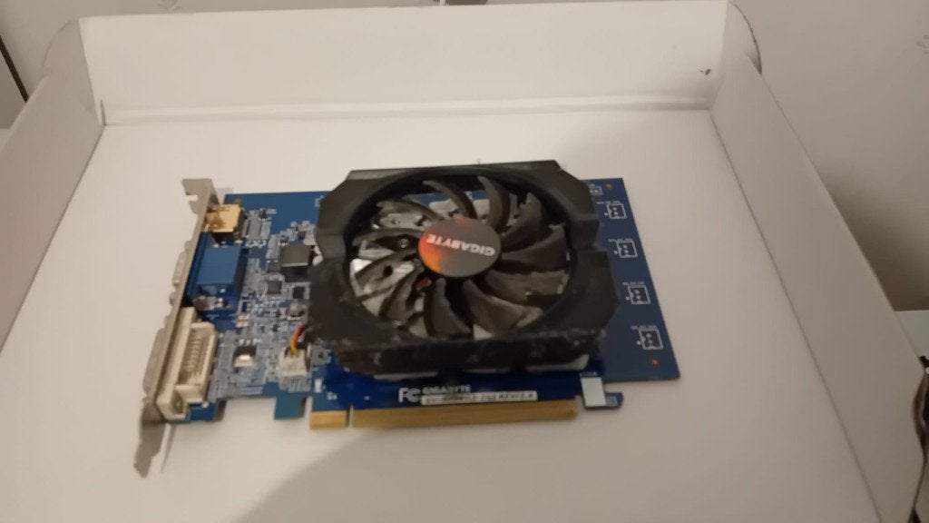 Gigabyte 730 2gb ddr3, Computers en Software, Videokaarten, PCI-Express 3, Gebruikt, GDDR3, HDMI