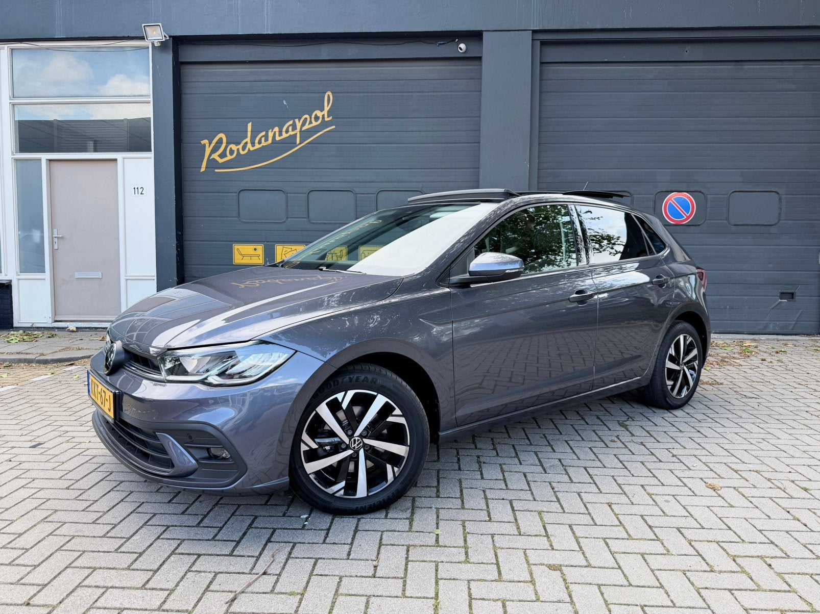 Volkswagen Polo 1.0 TSI /pano/carplay/dealer onder/2022, Auto's, Volkswagen, Bedrijf, 600 kg, 3 cilinders, 1100 kg