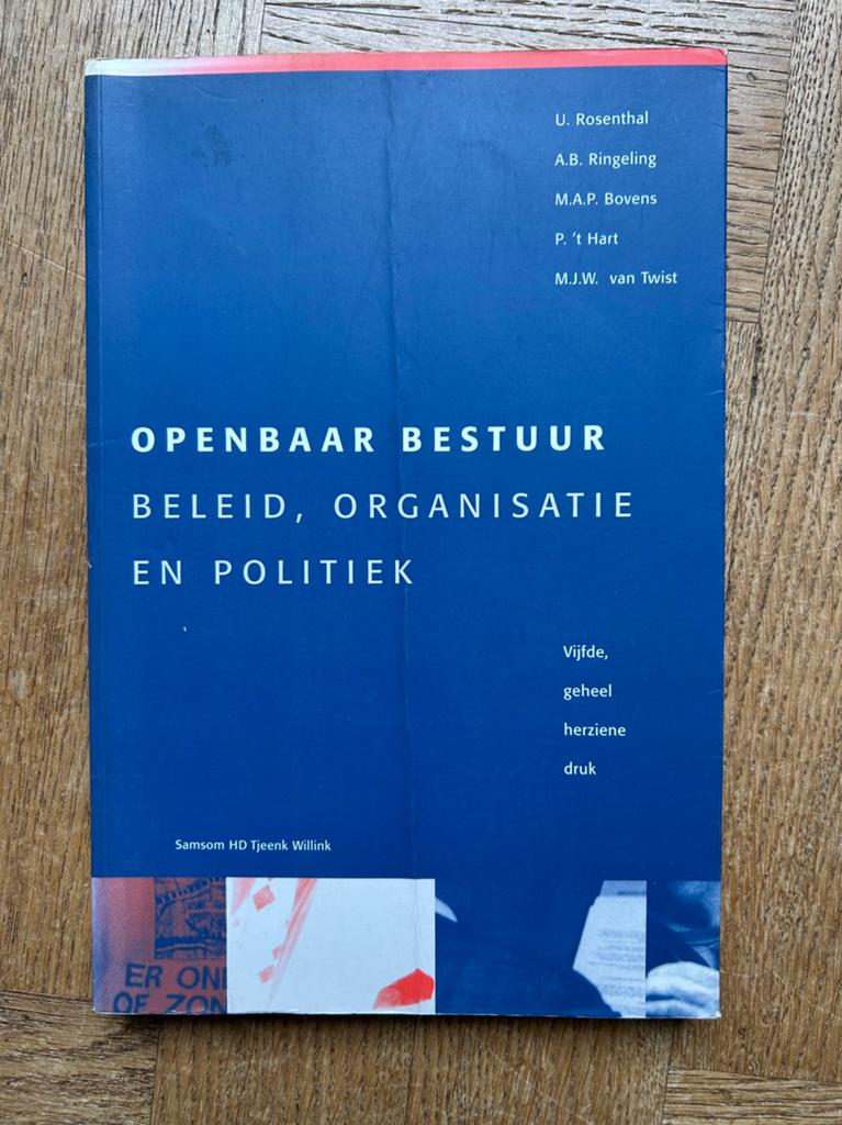 Openbaar Bestuur - Beleid, organisatie en politiek (5e druk), Ophalen of Verzenden, Zo goed als nieuw, Politiek en Staatkunde