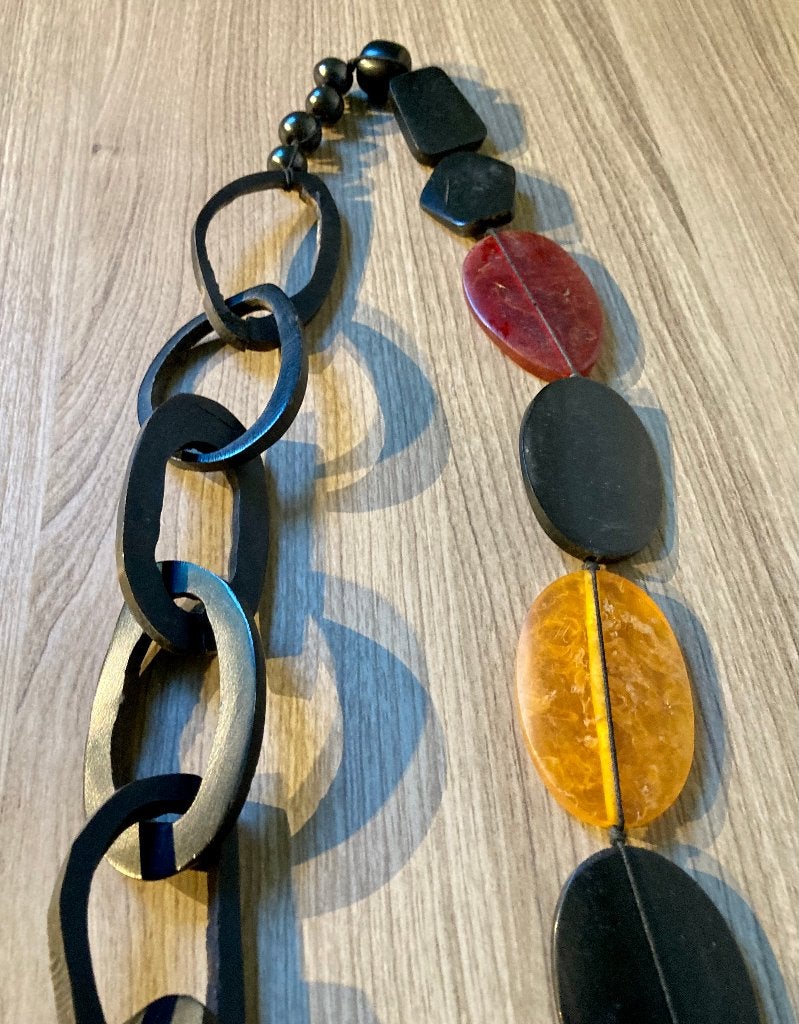 Unieke statementketting met houtlook – nieuw!, Sieraden, Tassen en Uiterlijk, Ophalen of Verzenden, Nieuw, Zwart, Kunststof