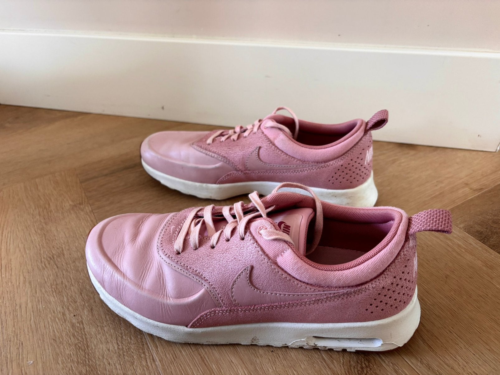 Nike Air Max Thea Premium roze Pink Glaze sneakers 39, Ophalen of Verzenden, Sneakers of Gympen, Roze, Gedragen