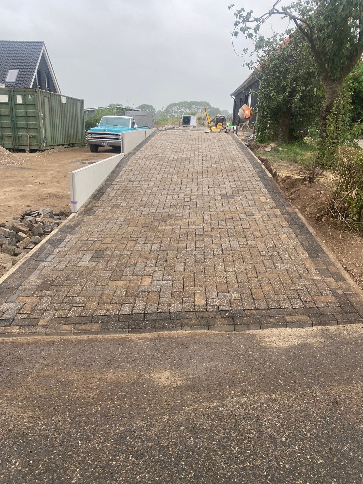 Gebruikte beton klinkers 8cm dik, Tuin en Terras, Ophalen, Gebruikt, Beton, Klinkers