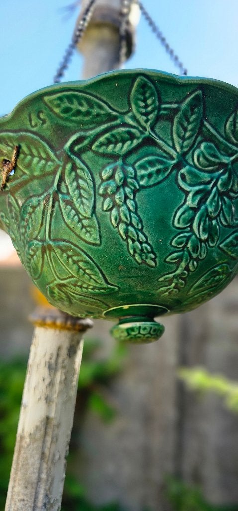 Vintage Groene Hangende bloempot met Bladmotief, Gebruikt, Rond, Binnen, Ophalen of Verzenden